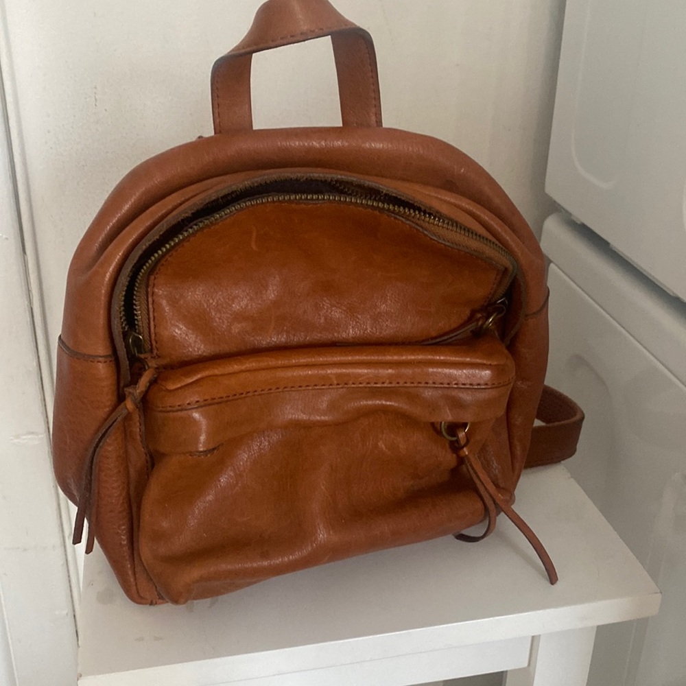 Madewell Mini Lorimer Leather Backpack